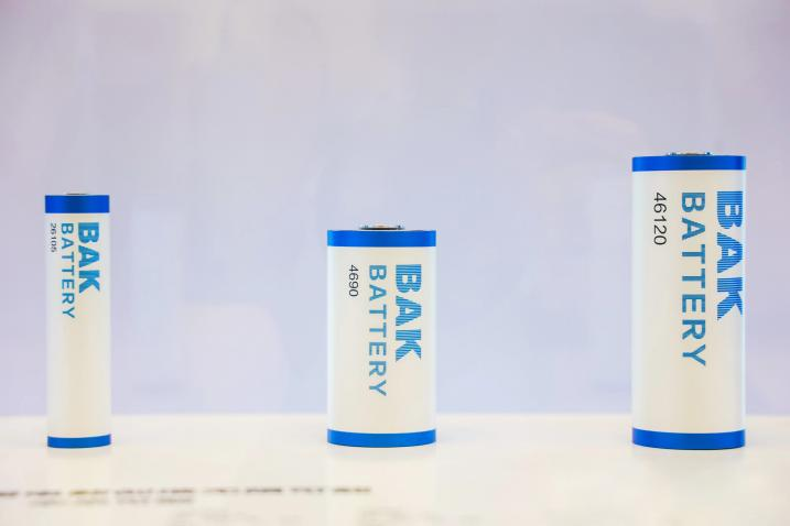 大圓柱(zhu)電池後(hòu)來居上(shang)？2030年全球(qiú)車用需(xū)求将達(dá)1125GWh